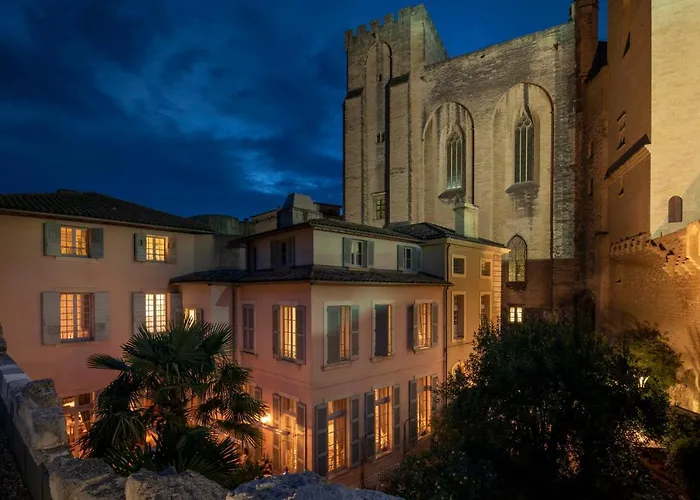 Hôtels à Avignon centre avec parking - Guide touristique